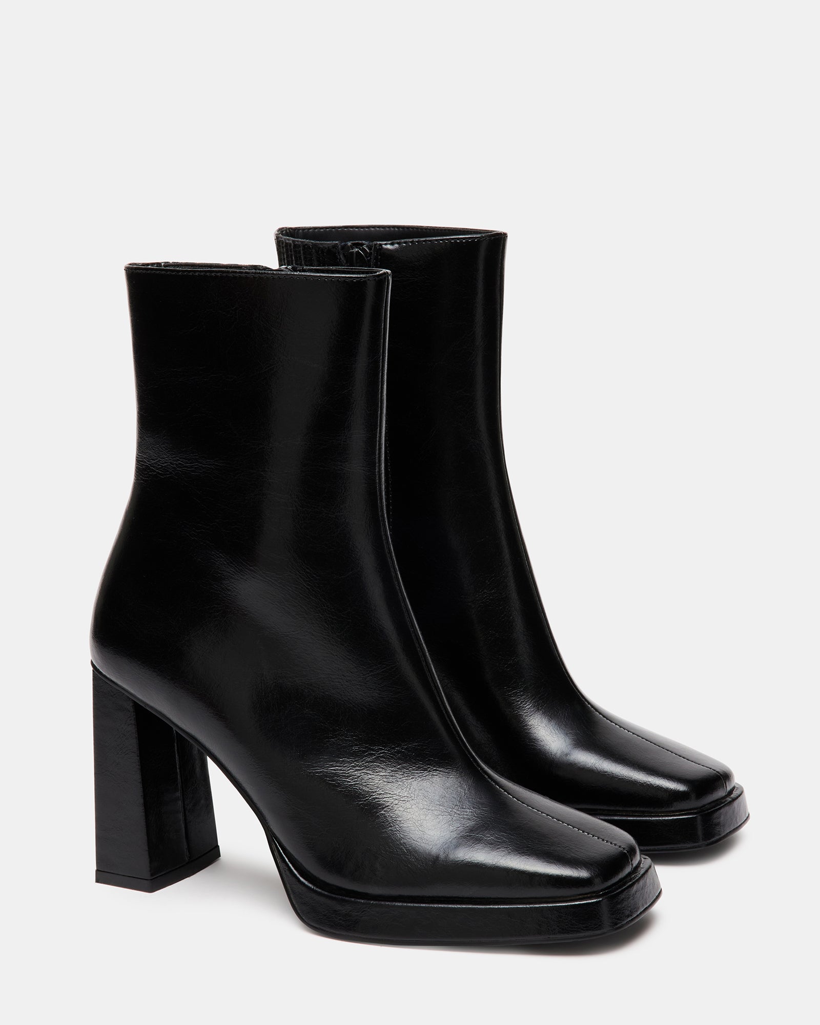 FREYA BLACK LEATHER - SM REBOOTED