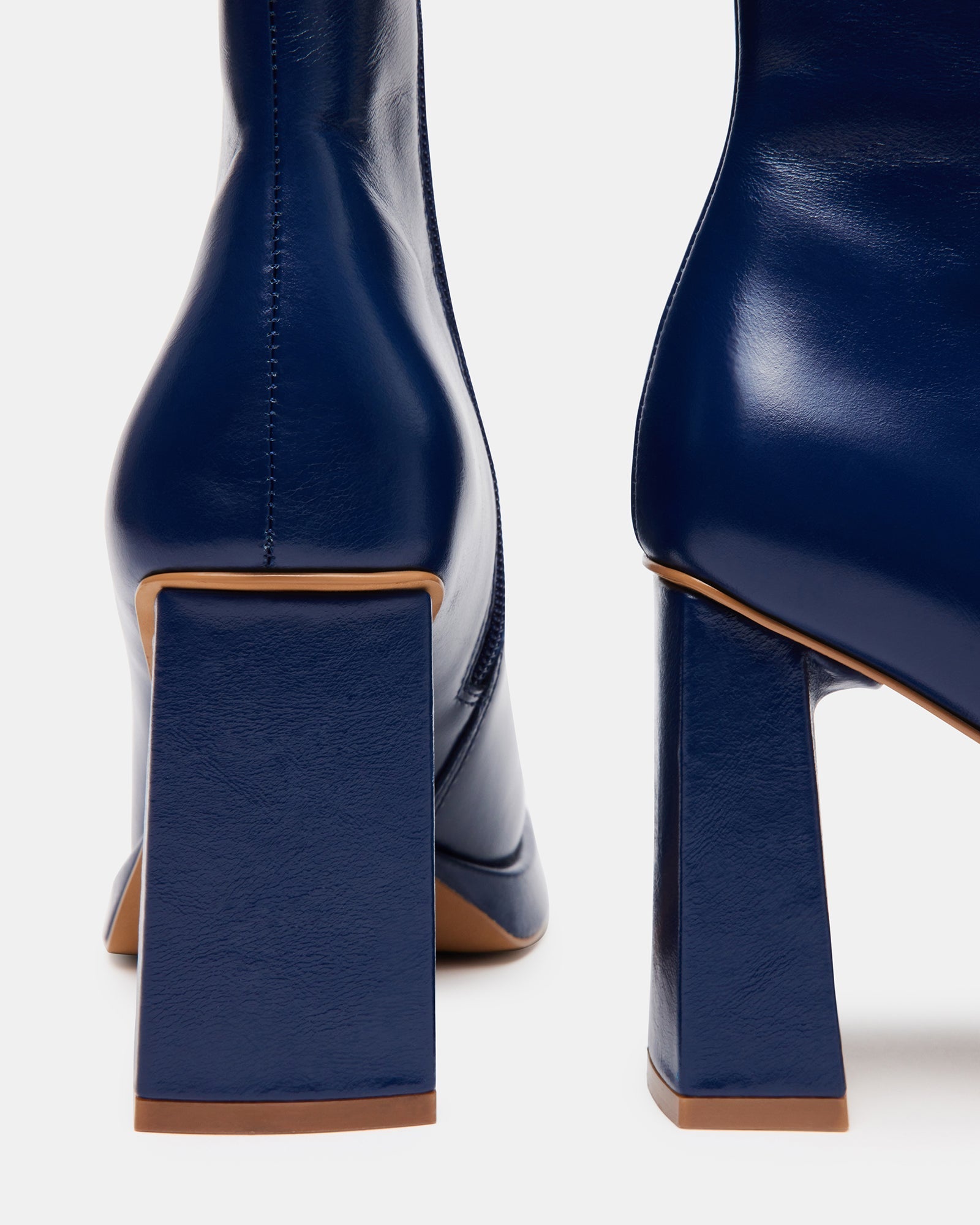 FREYA NAVY LEATHER - SM REBOOTED