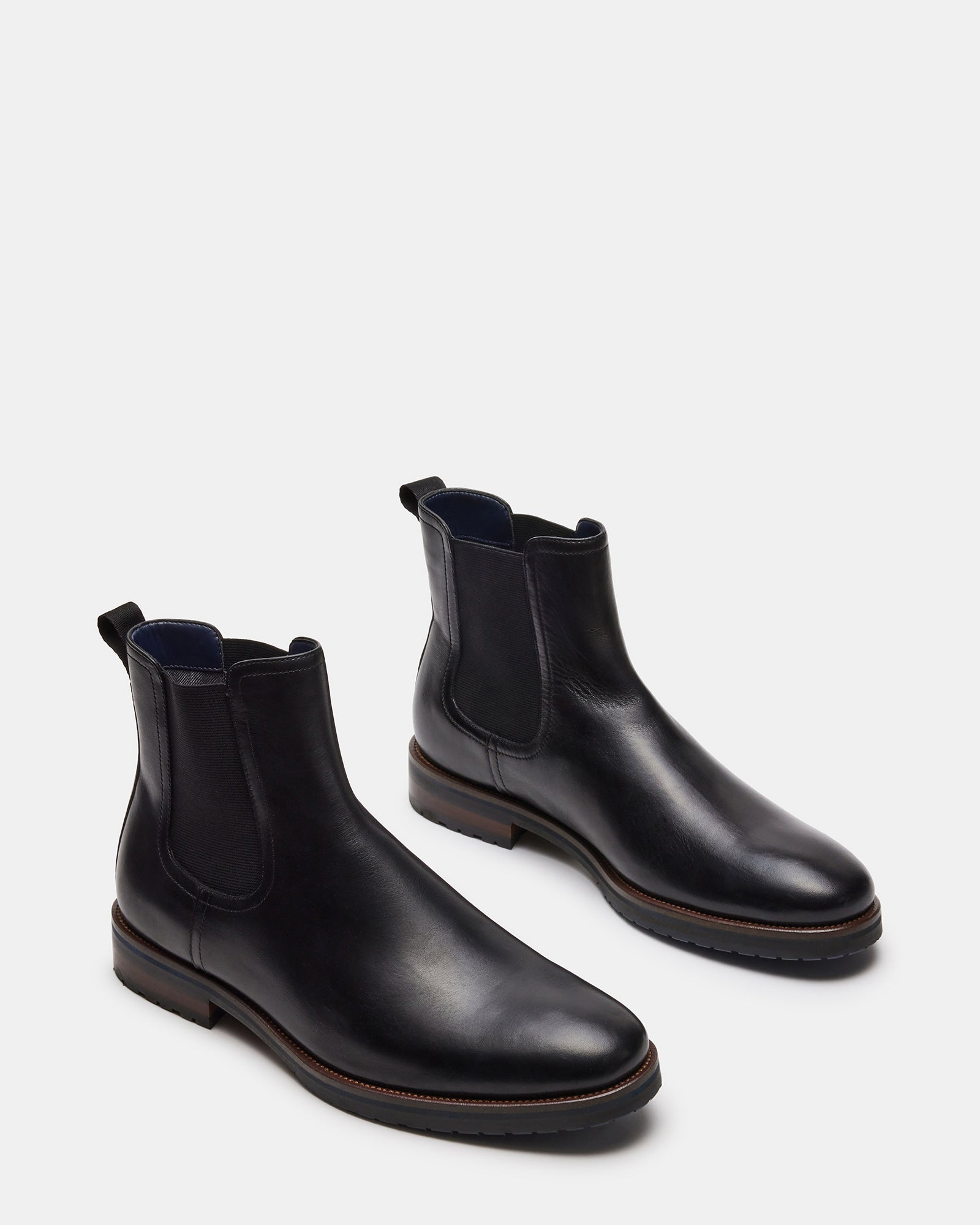 SYRE BLACK LEATHER - SM REBOOTED