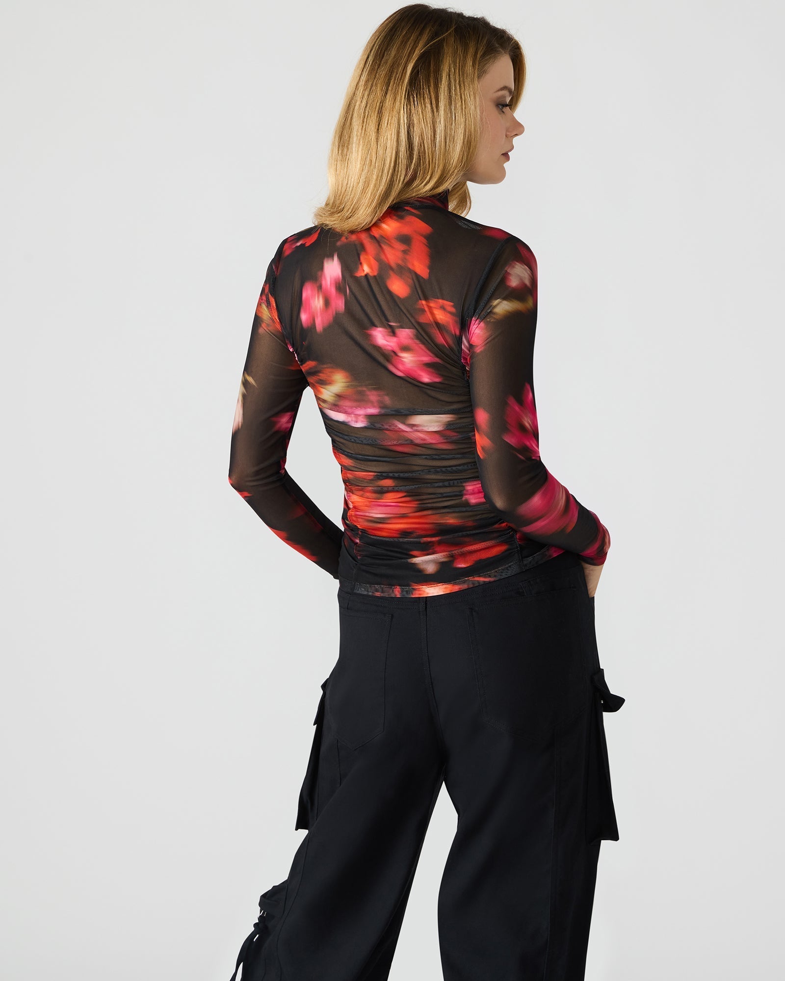 TAYLORE TOP BLURRY FLORAL