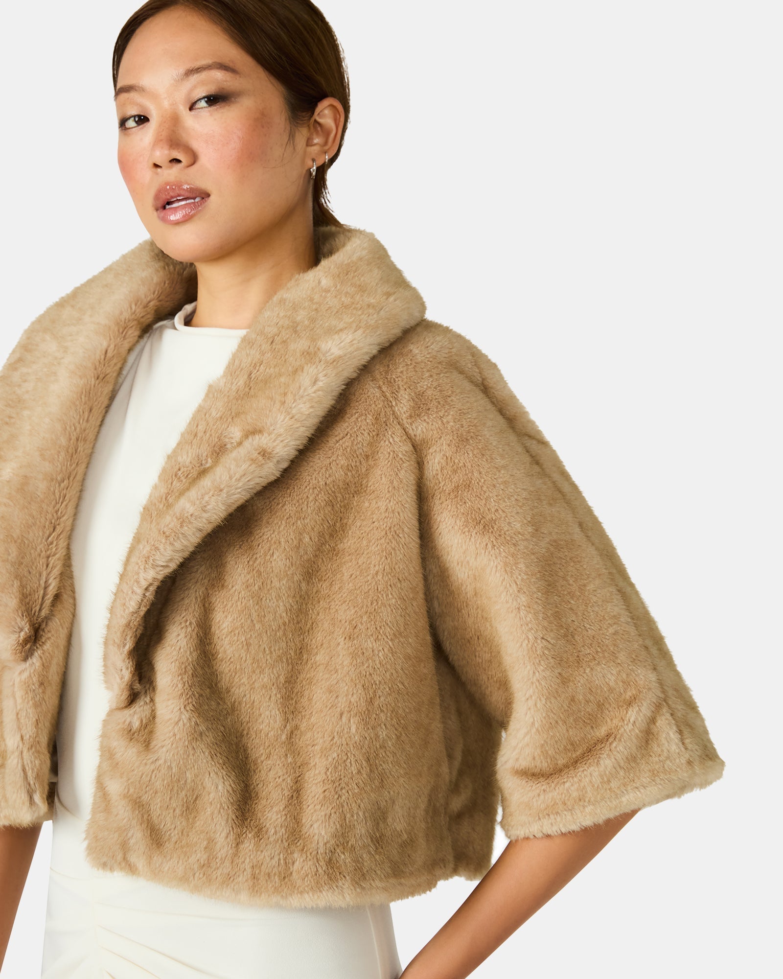 HESTIA COAT CREAM