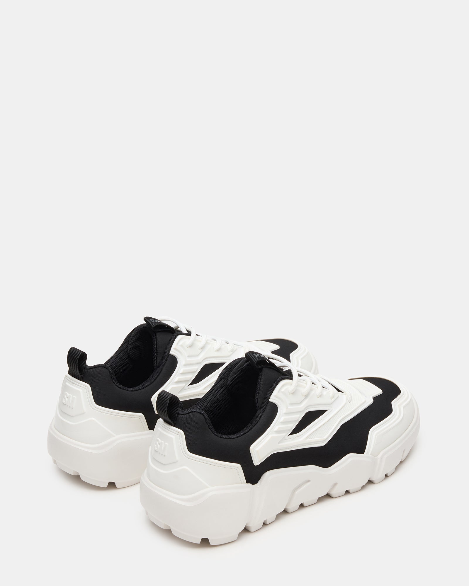 PACE BLACK/WHITE